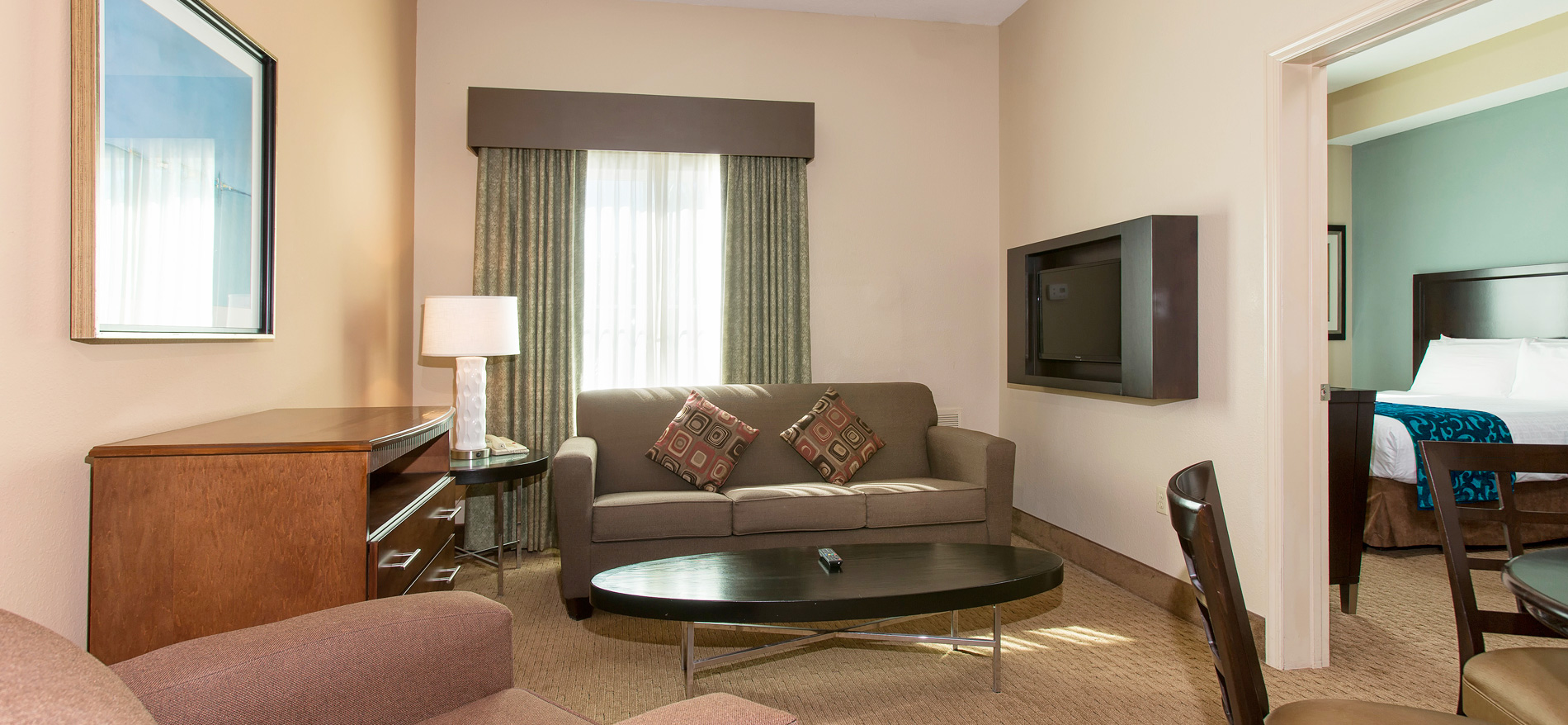 Hawthorn Suites Lake Buena Vista Living