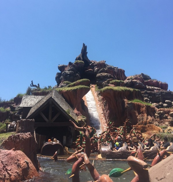 Splash Mountain - Best Disney rides for Adults