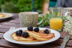 Best Brunch Spots in Orlando - Blackberry